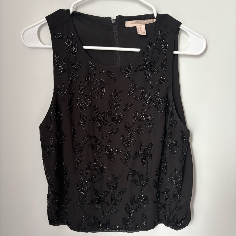 Women’s Floral Forever 21 Beaded Top Size Medium (M)